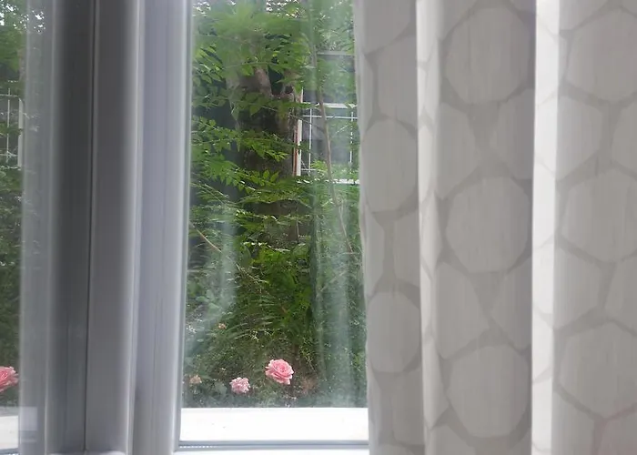 Downtown Garden Nest Апартамент София