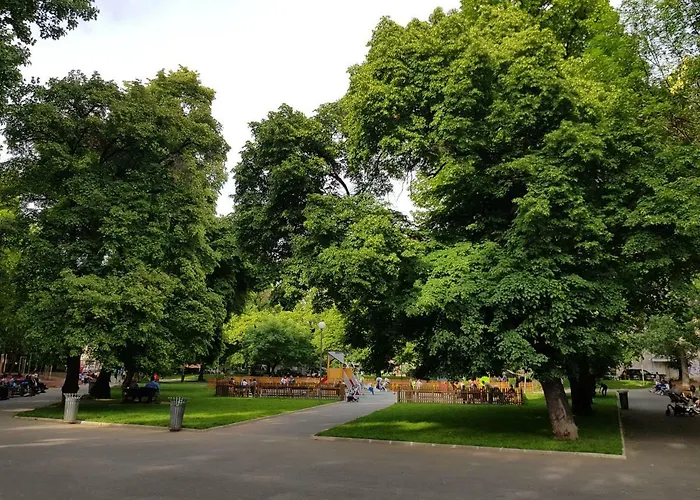 Downtown Garden Nest София